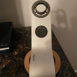 Dyson supersonic display stand (hairdryer or attachments not included)